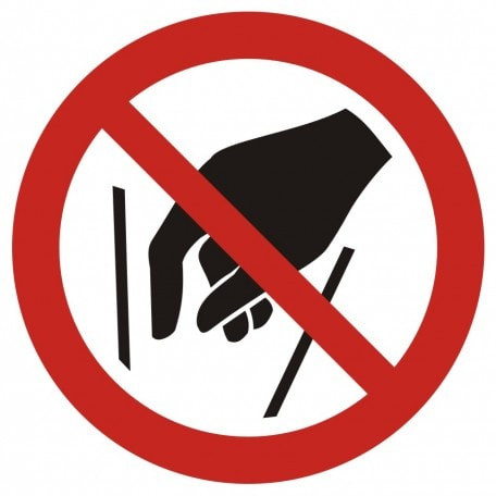 Znak - Zakaz wkładania rąk do środka GP015