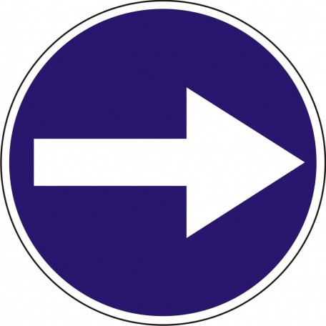 Znak - Nakaz jazdy w prawo (skręcanie przed znakiem) SA020